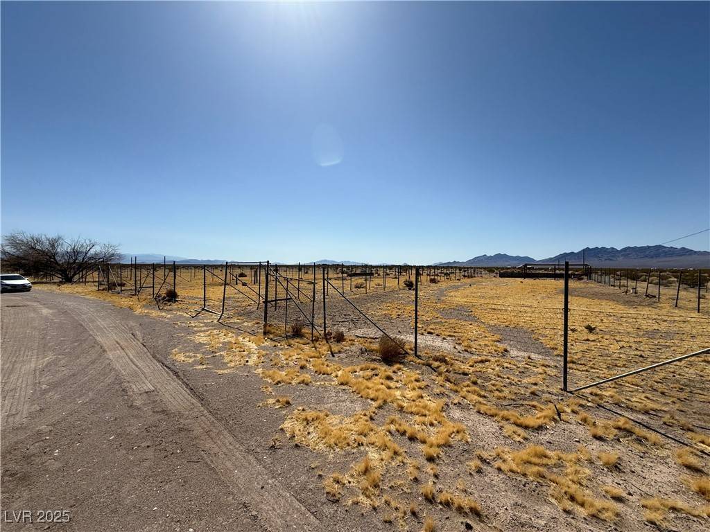 Amargosa Valley, NV 89020,1054 S Casada WAY