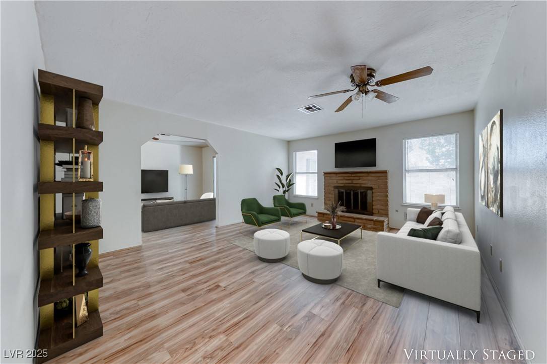 Henderson, NV 89002,729 Scottsdale ST