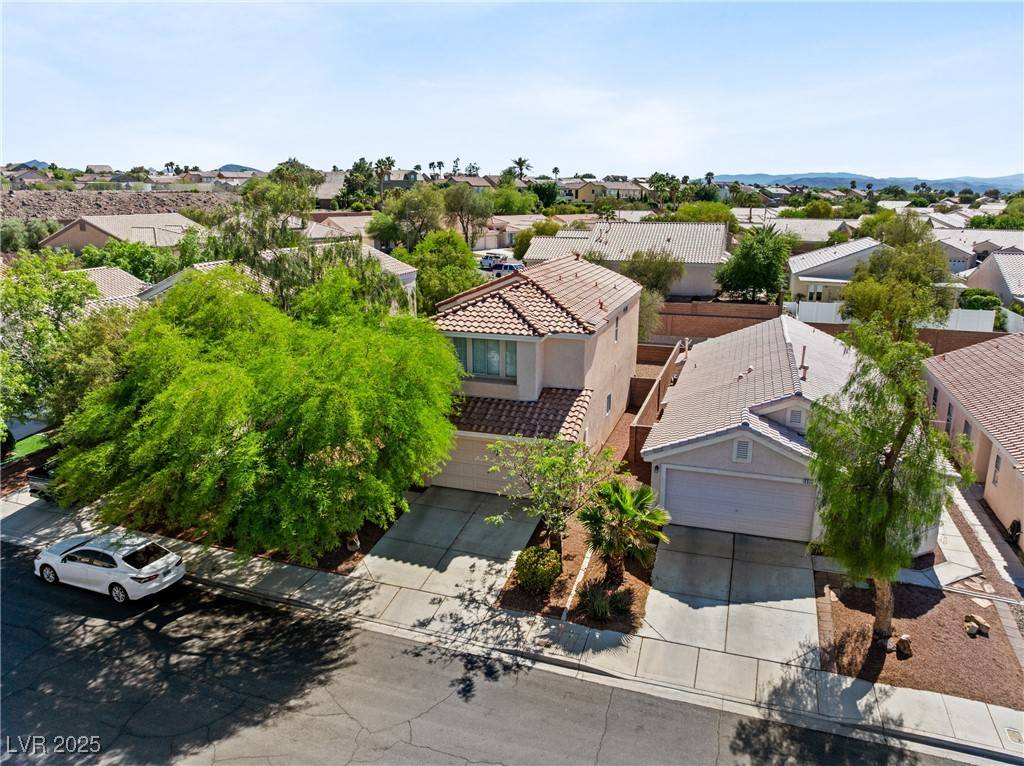 Henderson, NV 89052,2333 Silver Crew PASS