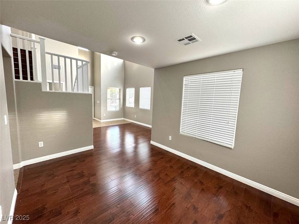 Las Vegas, NV 89139,8133 Stonyford CT