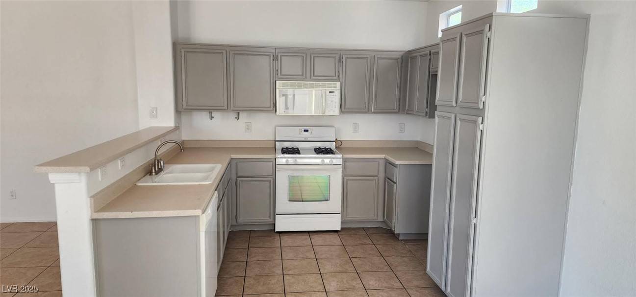 North Las Vegas, NV 89031,4717 Delicate Arch CT