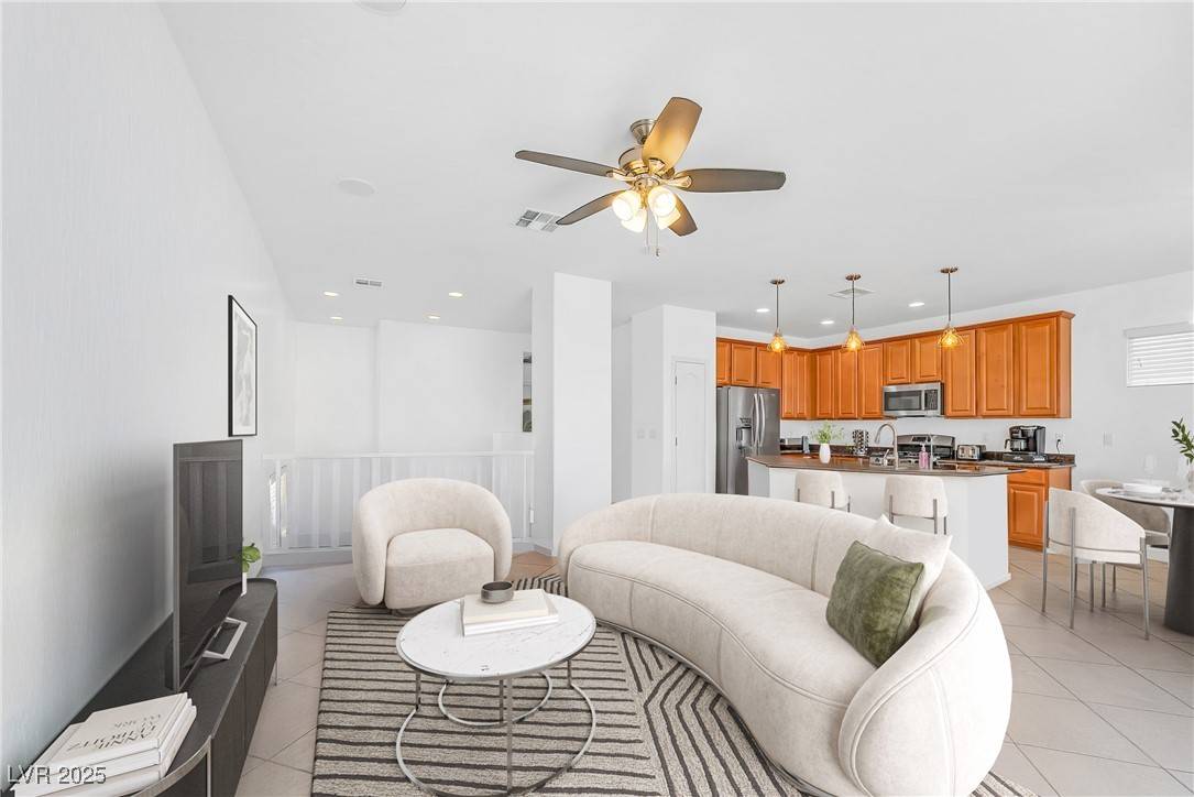Las Vegas, NV 89166,10617 Hartford Hills AVE