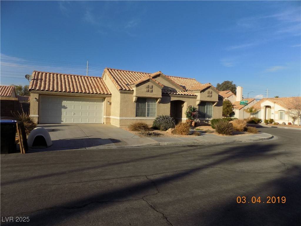 Las Vegas, NV 89128,8204 HAMILTON BEACH LN