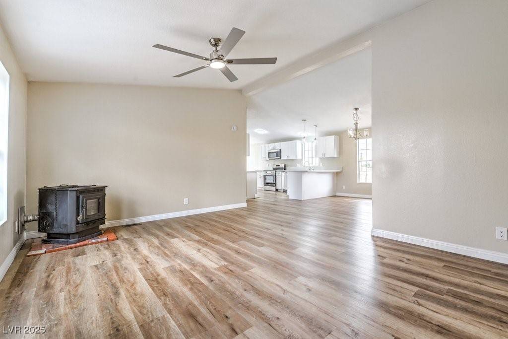 Pahrump, NV 89048,1211 W Hardy LN