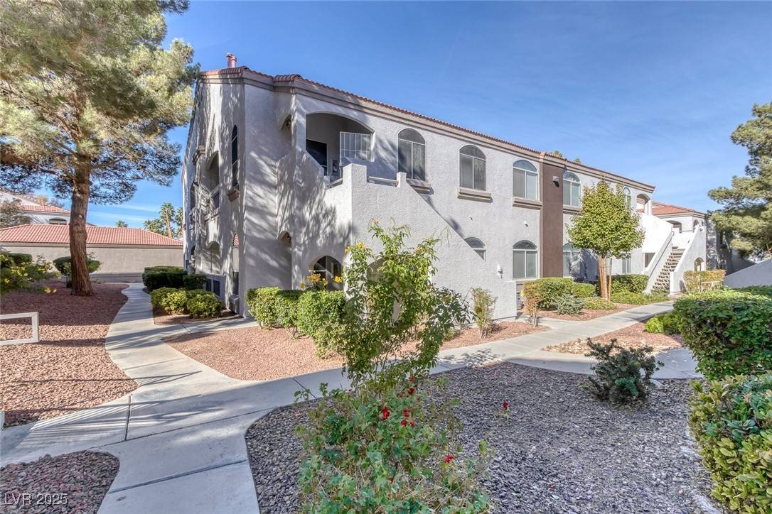Henderson, NV 89052,700 Carnegie ST #2621