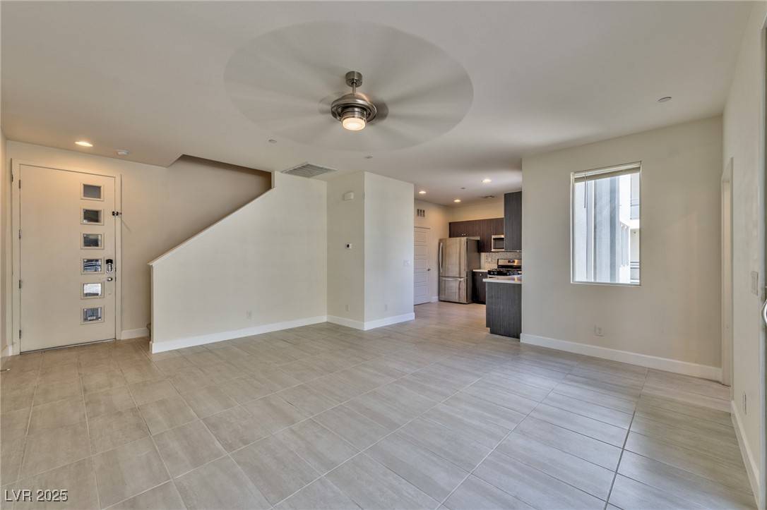 Las Vegas, NV 89135,11258 Essence Point AVE #211