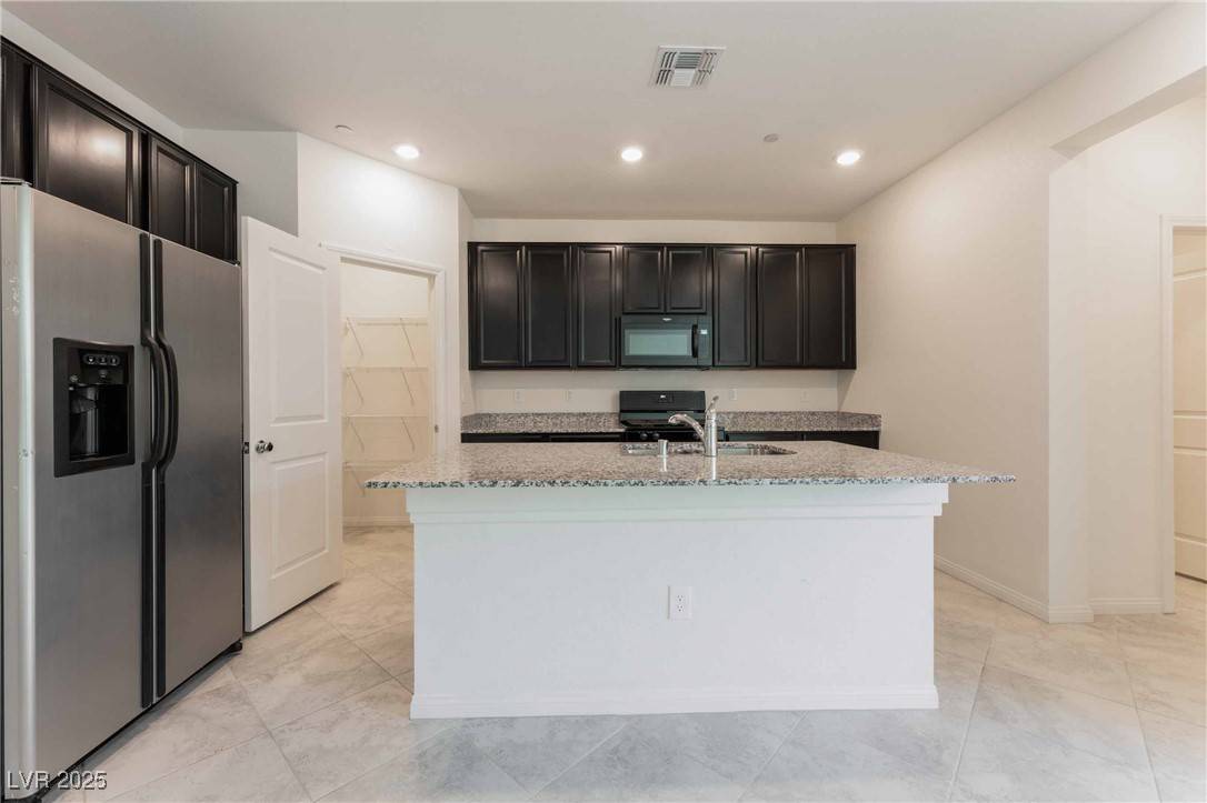 Henderson, NV 89044,2824 Mozia CT