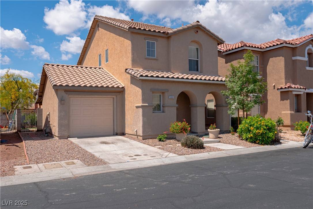 Las Vegas, NV 89122,5001 Volcanic Rock LN
