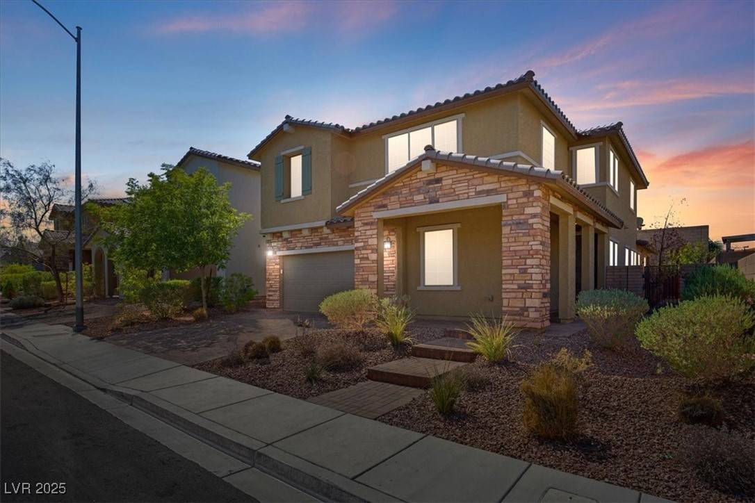 Henderson, NV 89011,253 Kindly WAY