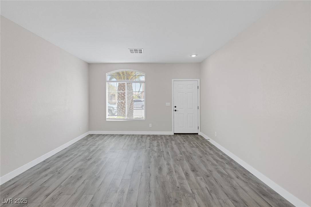North Las Vegas, NV 89031,5213 Giallo Vista CT