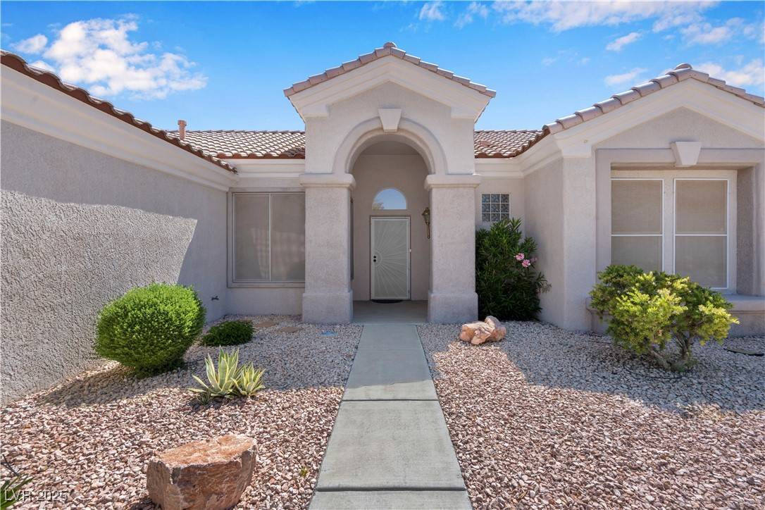 Las Vegas, NV 89134,11032 Mission Lakes AVE