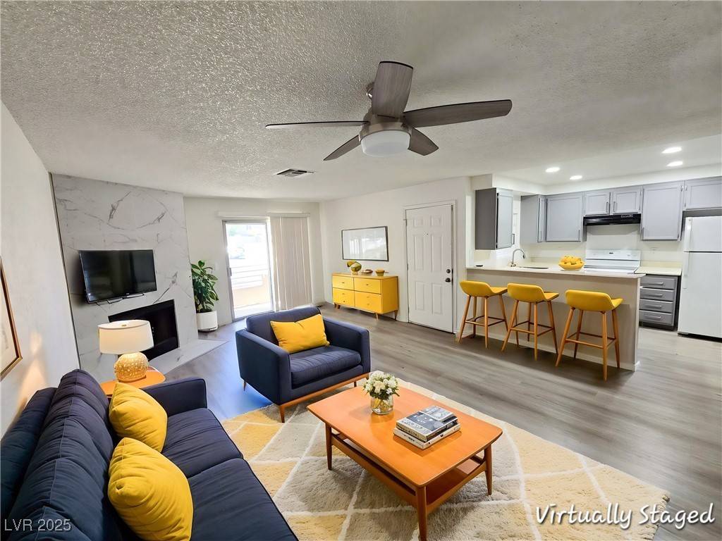 Laughlin, NV 89029,2191 Bay Club DR #102