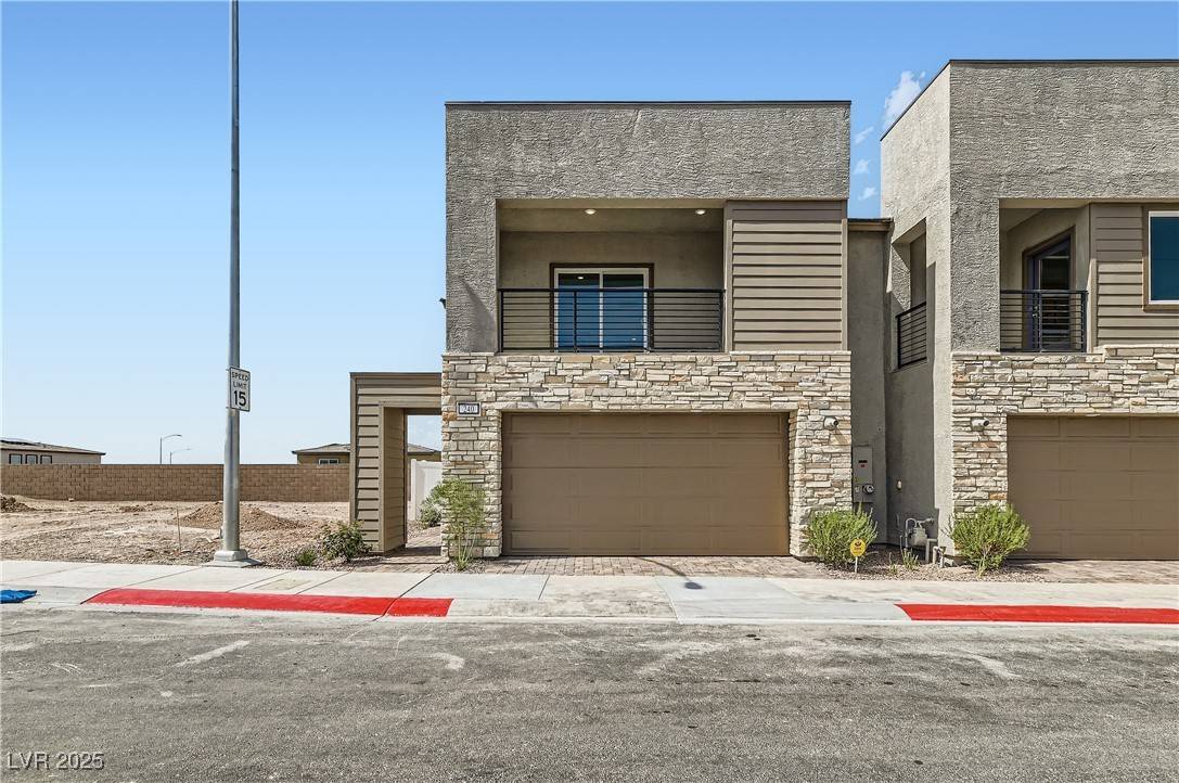 Henderson, NV 89015,240 White Crest Peak AVE