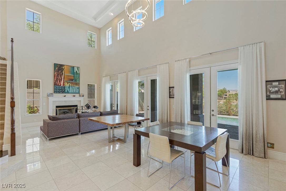 Las Vegas, NV 89144,437 Pinnacle Heights LN