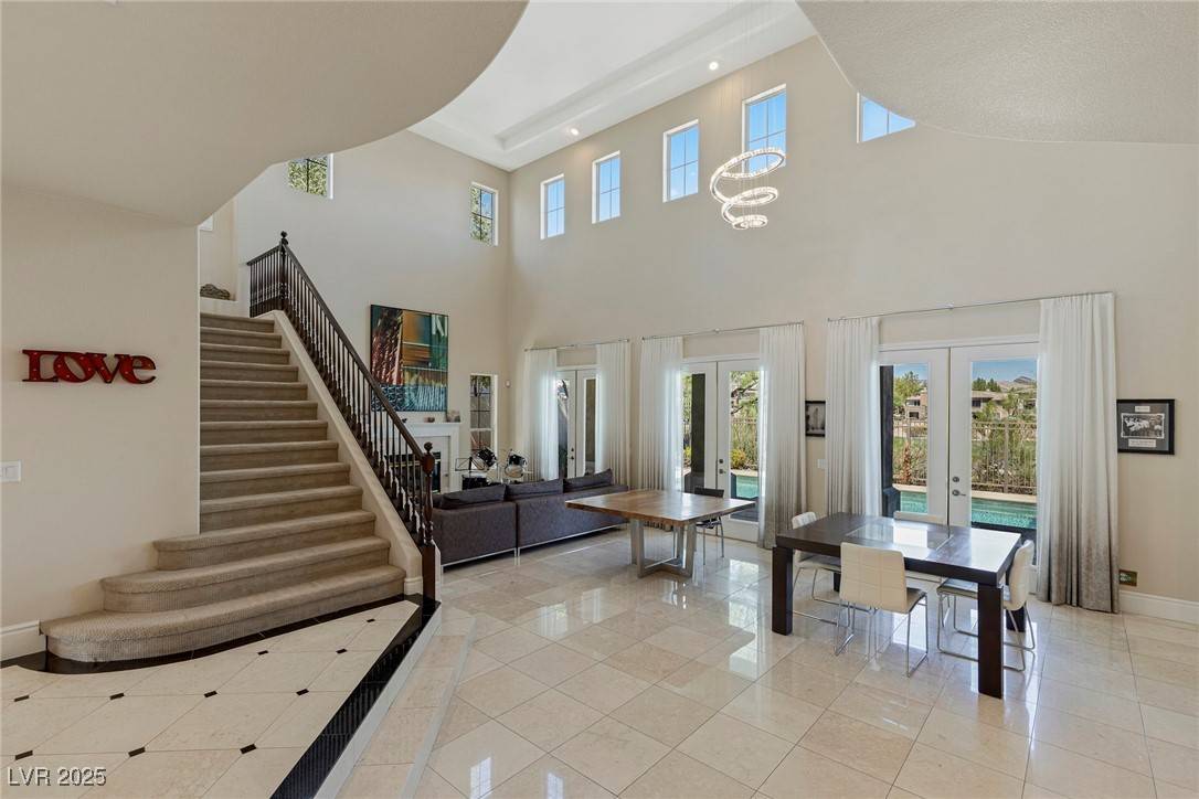 Las Vegas, NV 89144,437 Pinnacle Heights LN