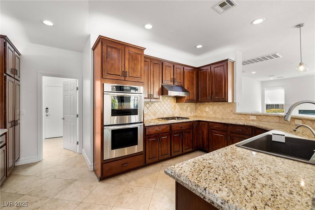 Las Vegas, NV 89135,5067 Pensier ST