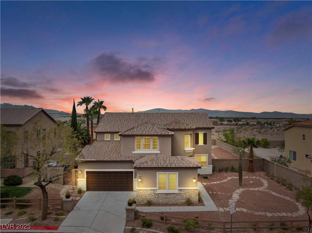 Las Vegas, NV 89113,7756 River Mist CT