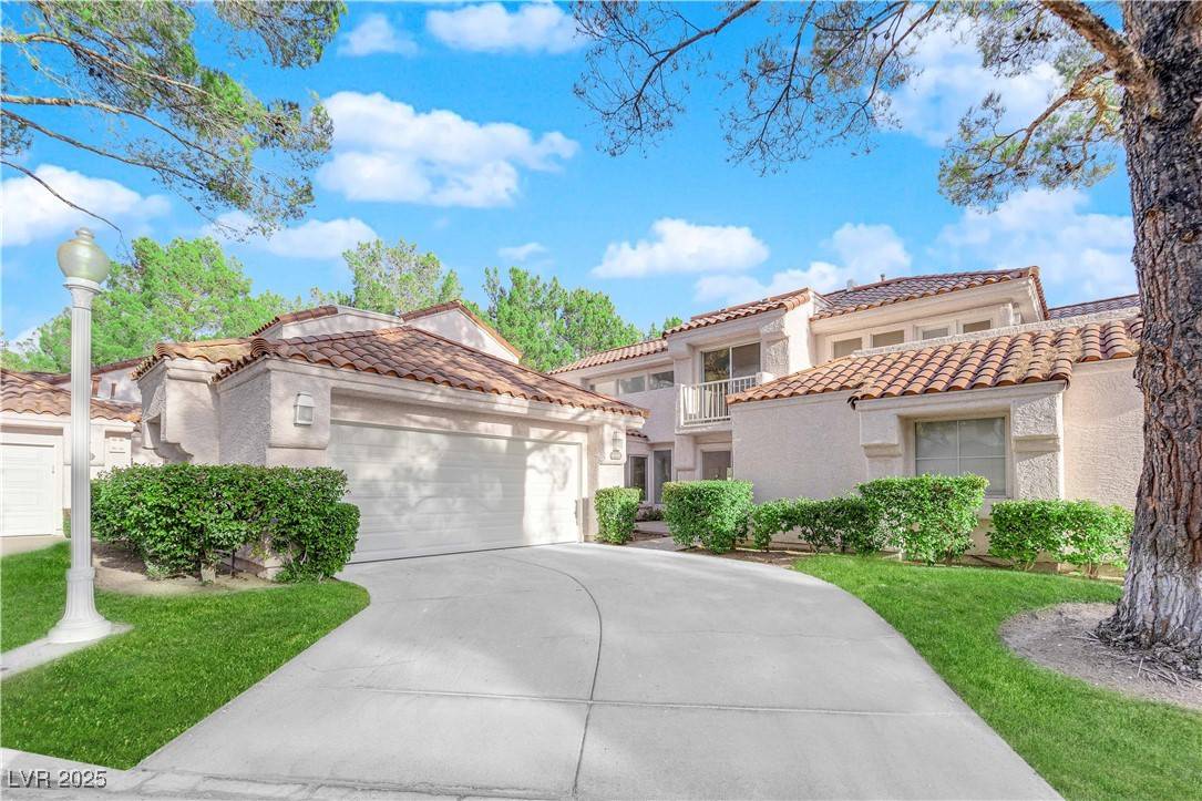 Las Vegas, NV 89113,6940 Emerald Springs LN
