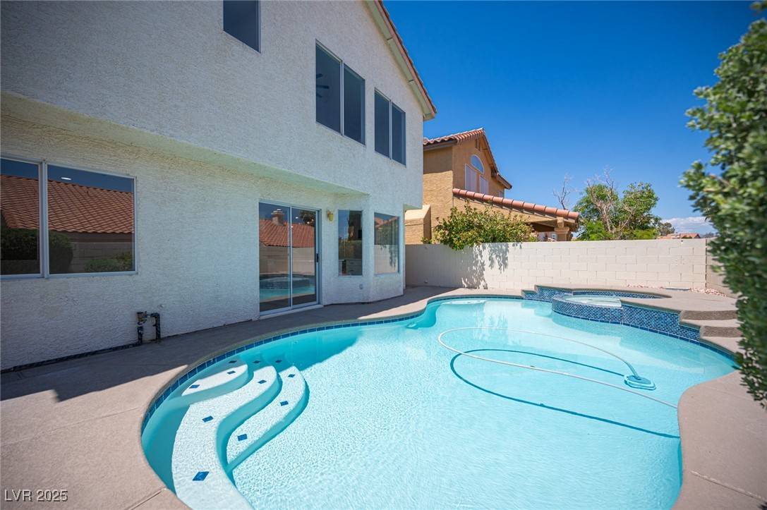 Las Vegas, NV 89128,1620 Western Lily ST