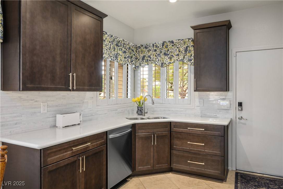Henderson, NV 89052,1782 Black Fox Canyon RD