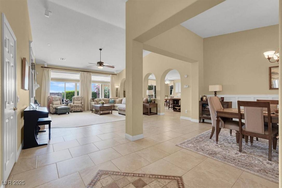 Las Vegas, NV 89131,8608 Willow Cabin ST