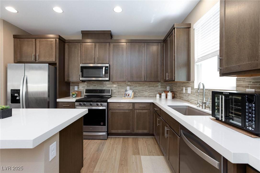 Las Vegas, NV 89166,8873 Howell ST