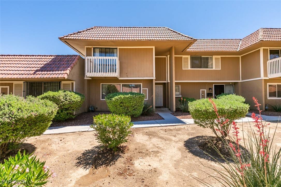 Las Vegas, NV 89120,2454 Paradise Village WAY