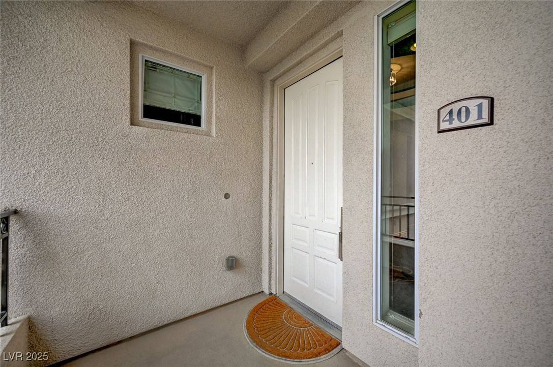 Las Vegas, NV 89144,9201 Tesoras DR #401