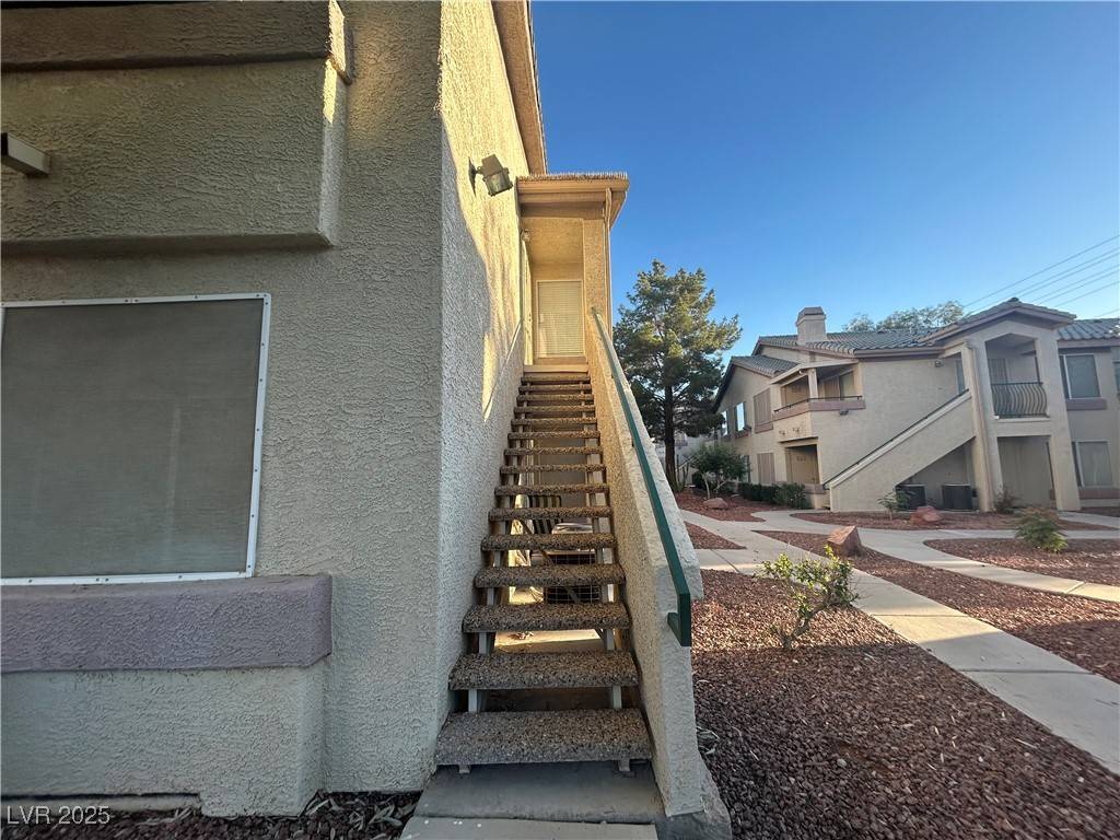Las Vegas, NV 89122,5710 Tropicana AVE #2064