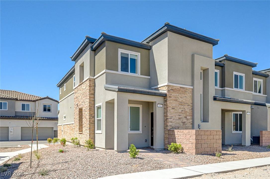 Henderson, NV 89011,984 Gearus PL