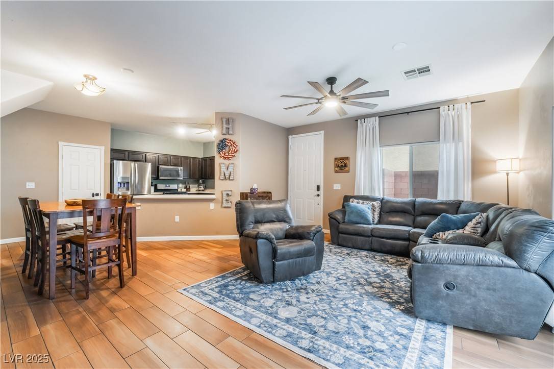 North Las Vegas, NV 89081,6312 Snap Ridge ST #101