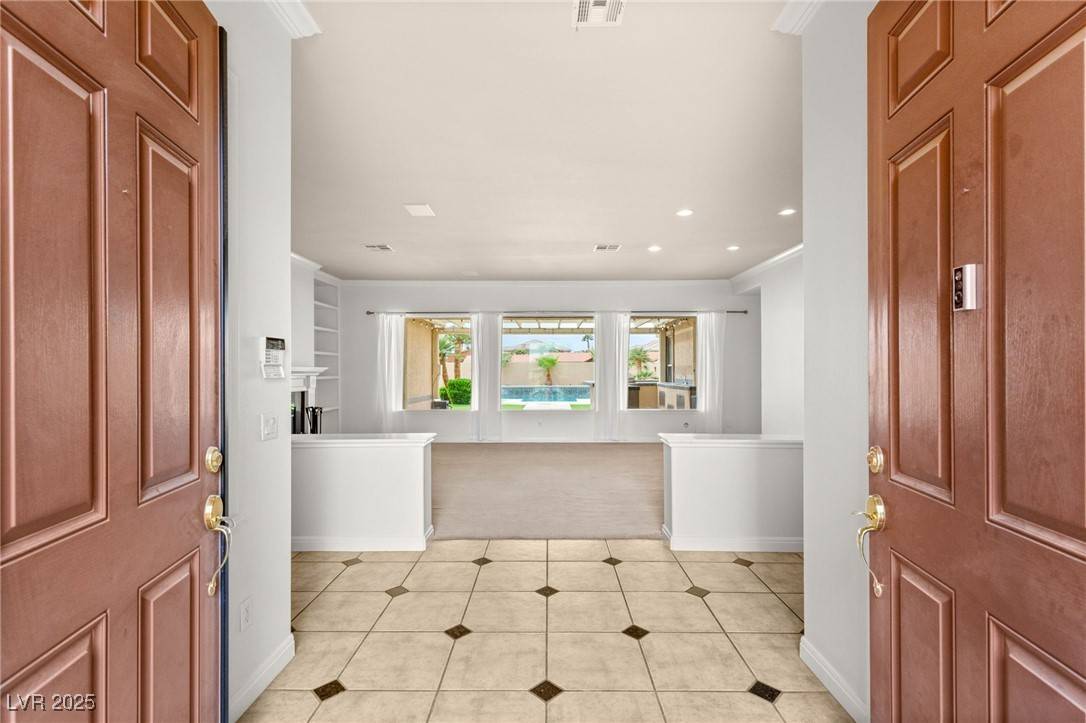 Las Vegas, NV 89183,215 Great Gable DR