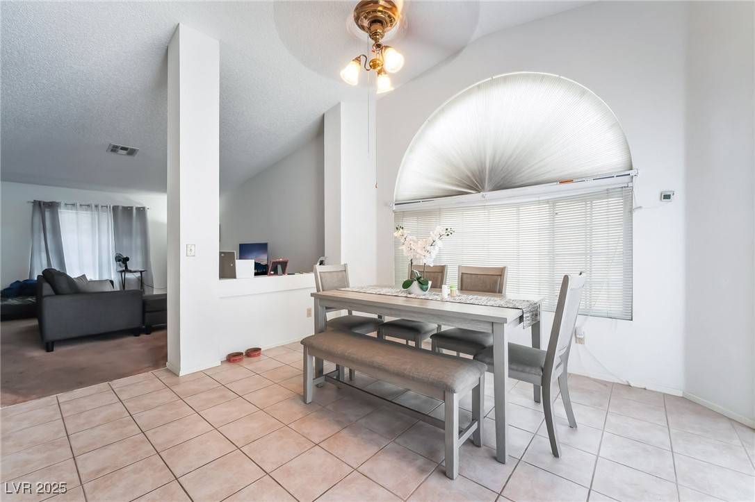 Henderson, NV 89014,988 Flapjack DR