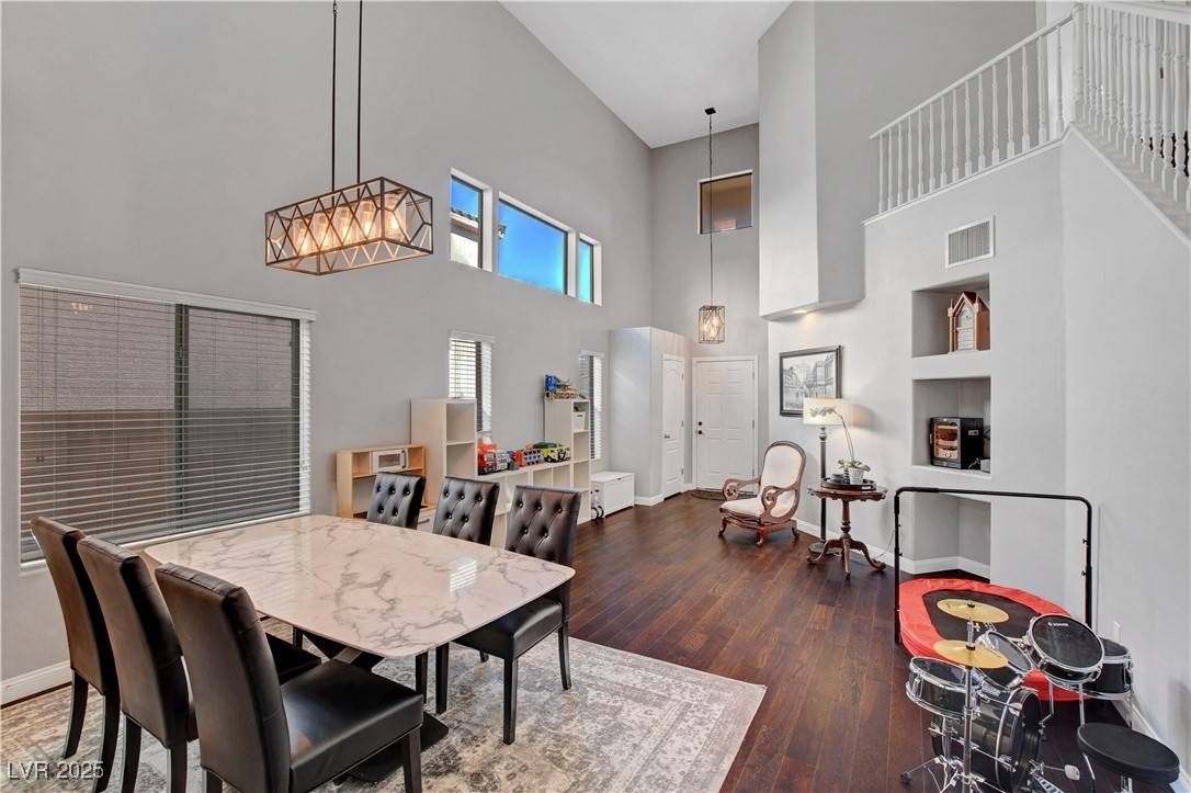 Henderson, NV 89011,644 Mauna Kea PL