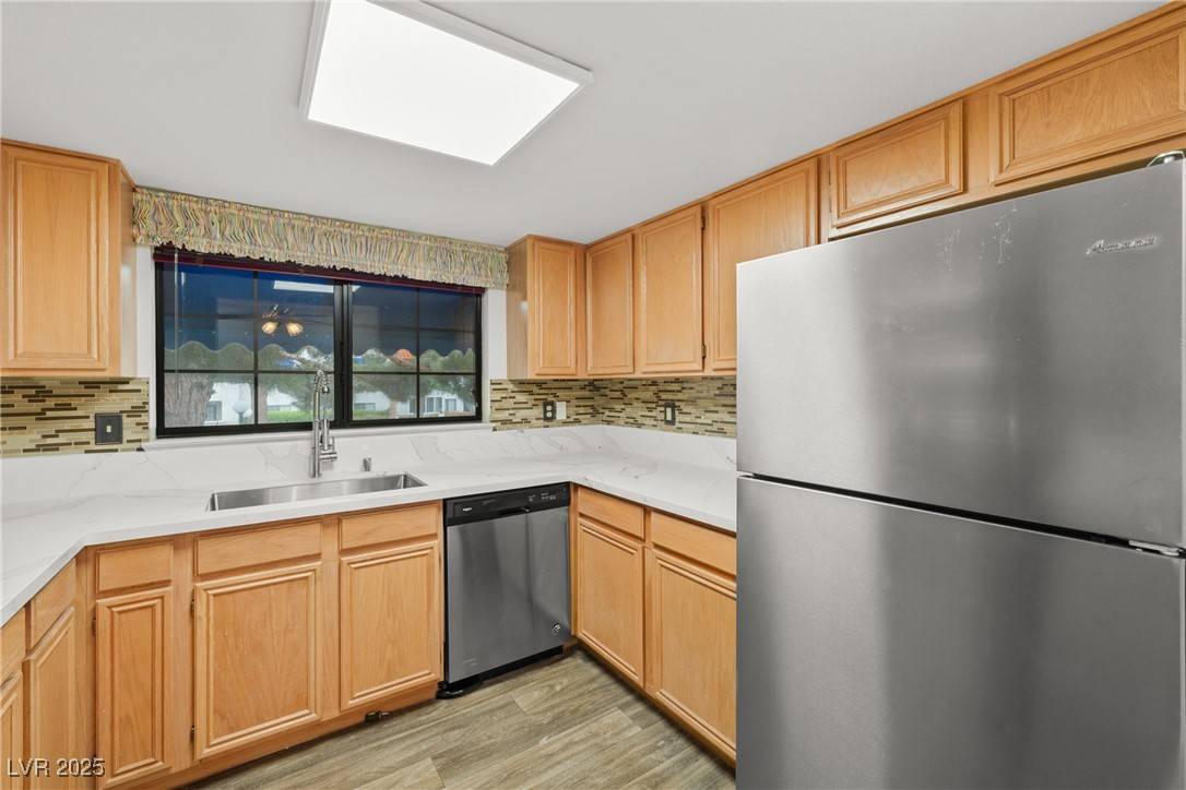 Las Vegas, NV 89145,101 Luna WAY #222