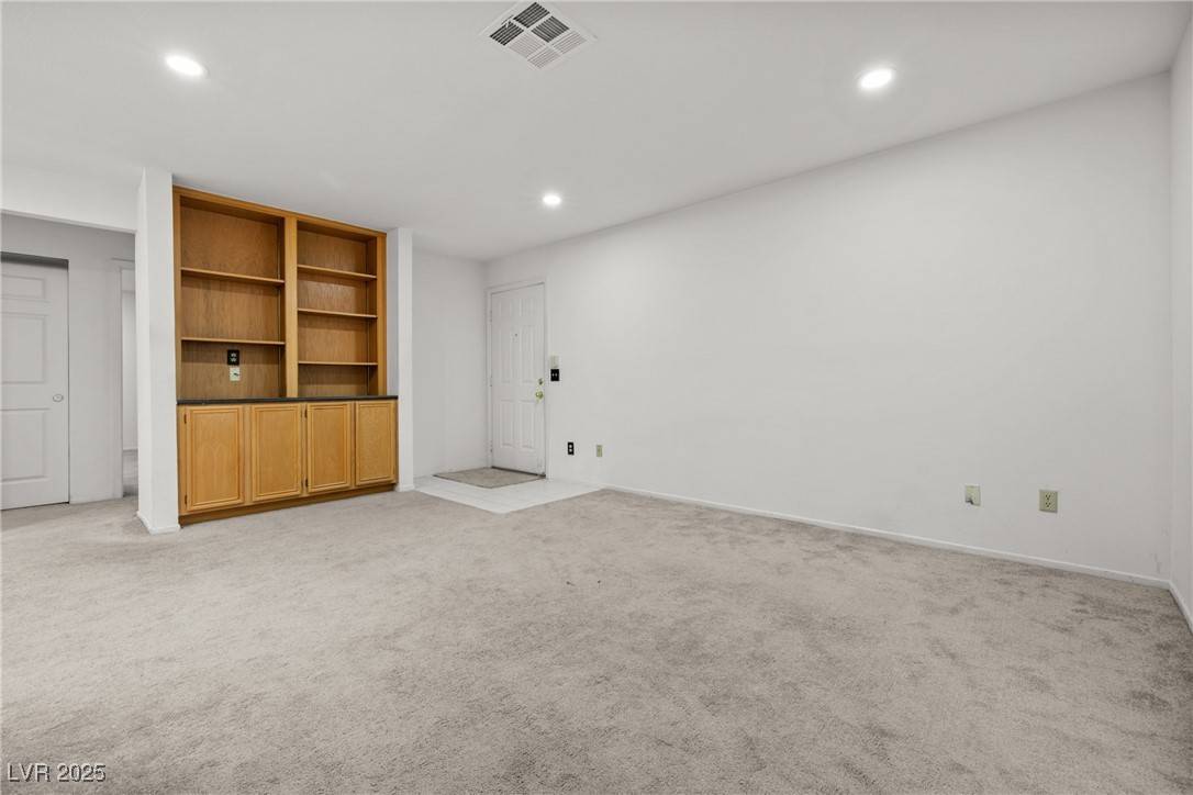 Las Vegas, NV 89145,101 Luna WAY #222