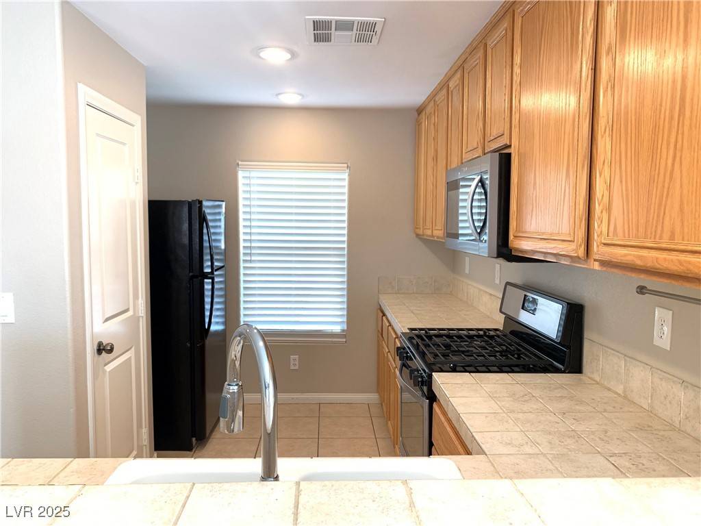 Henderson, NV 89002,1152 Paradise Desert AVE