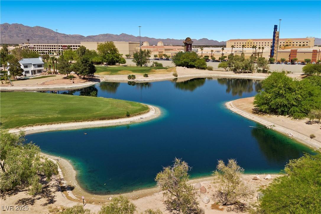 Las Vegas, NV 89149,4821 Black Bear RD #101