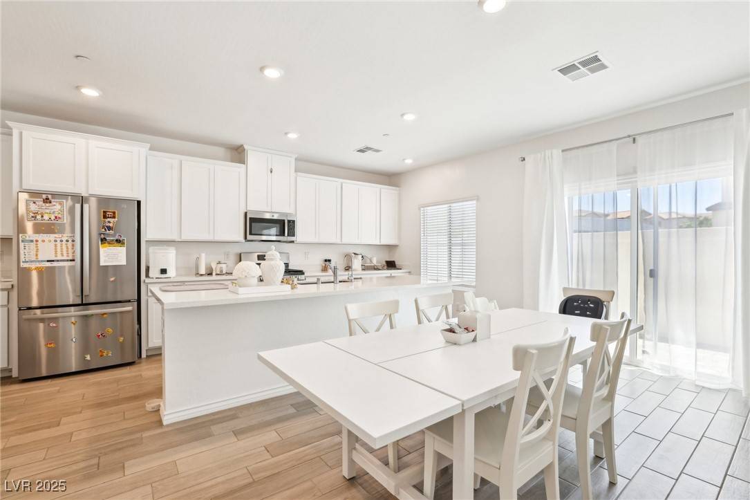 Henderson, NV 89011,267 Cordelia Cove AVE #812