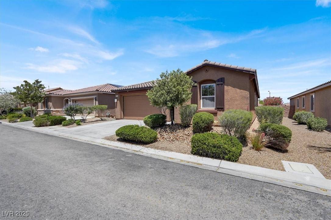 Las Vegas, NV 89179,7428 Alamo Ranch AVE