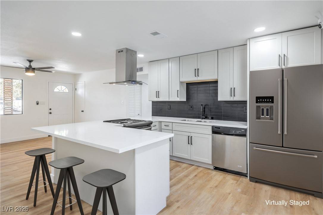 North Las Vegas, NV 89030,333 Rossmoyne AVE
