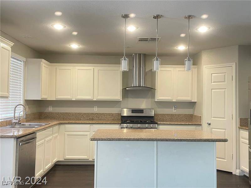 Las Vegas, NV 89148,9484 Moon Vista AVE