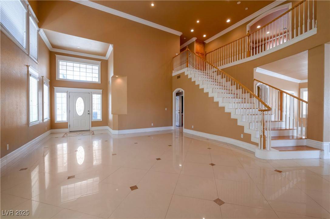 Las Vegas, NV 89147,9923 Sierra Canyon WAY