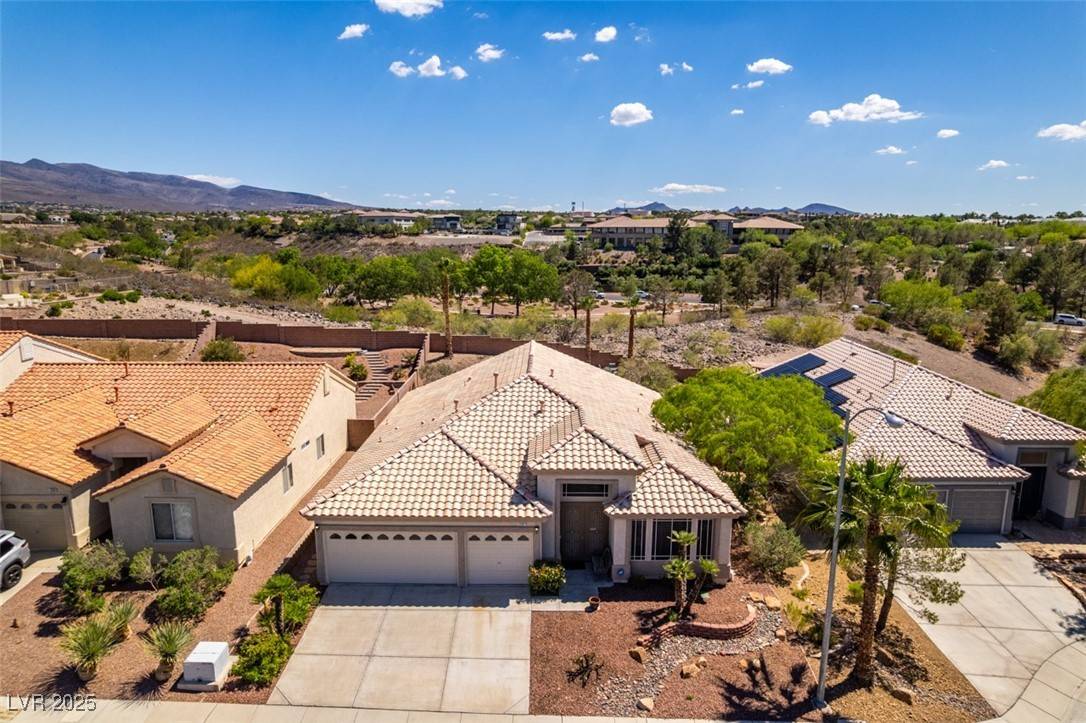 Henderson, NV 89052,2587 Grizzly Park CT