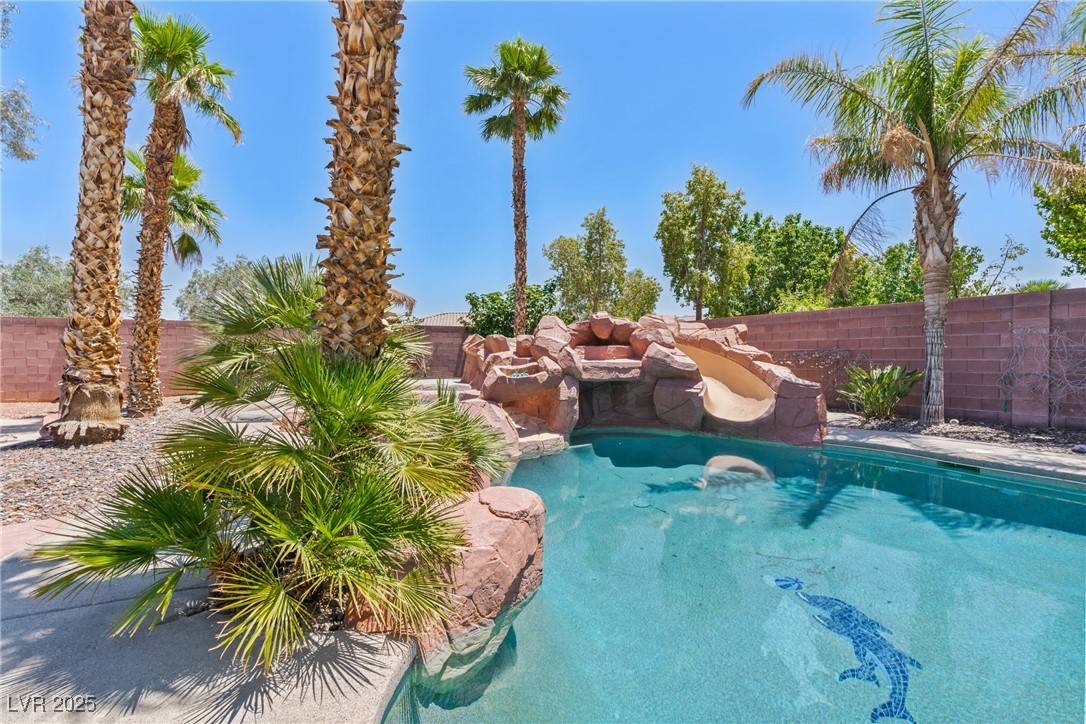Las Vegas, NV 89130,6224 Red Pine CT