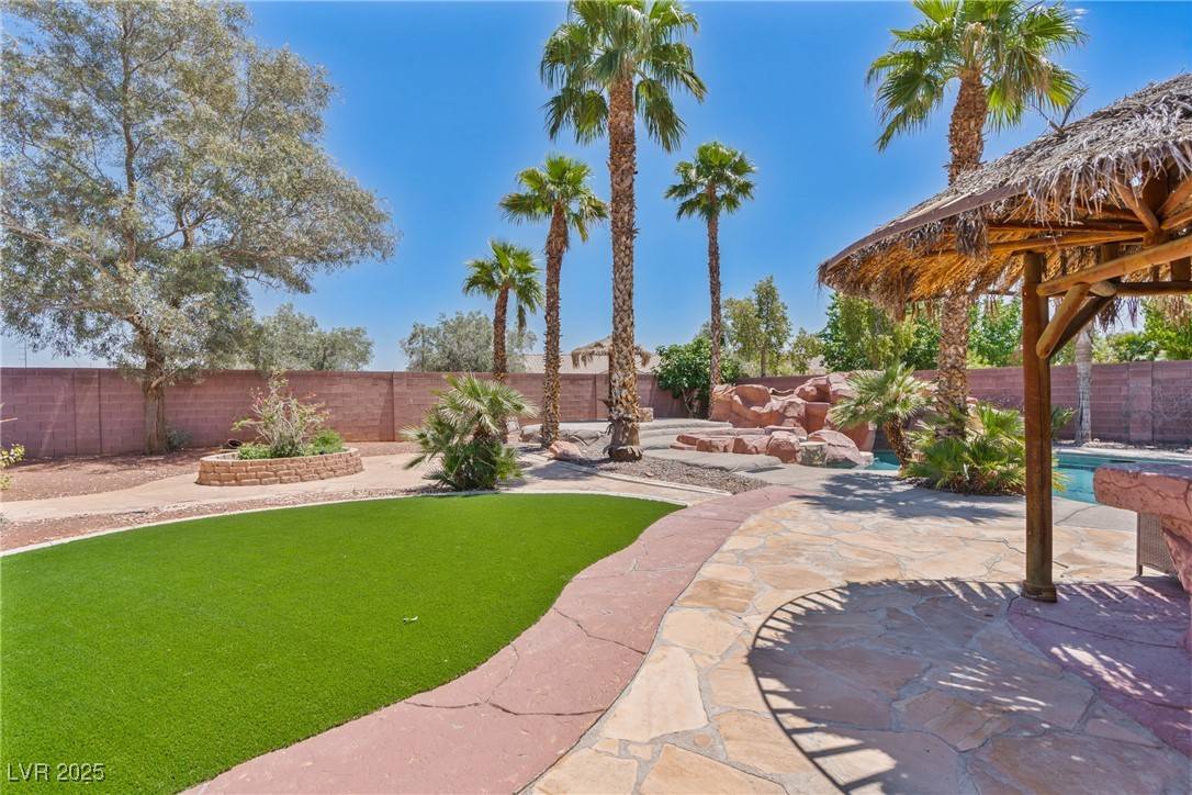 Las Vegas, NV 89130,6224 Red Pine CT