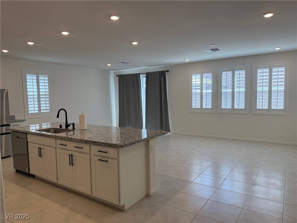 Las Vegas, NV 89139,9539 Bursill ST