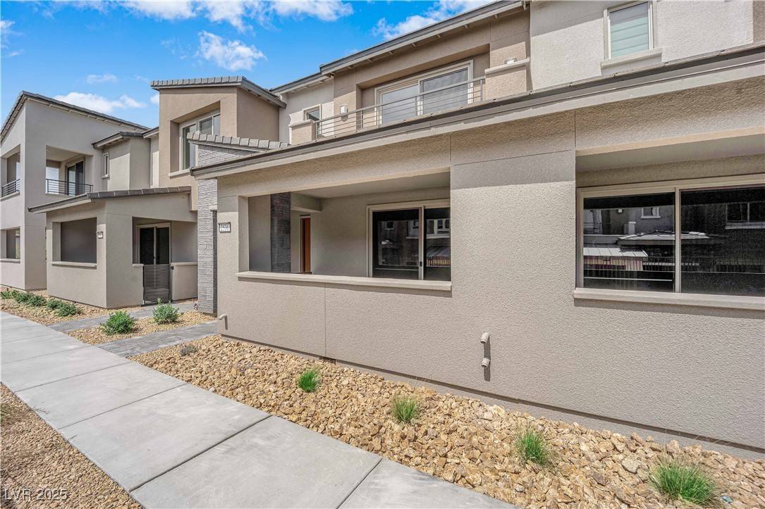 Las Vegas, NV 89138,2536 Vandra ST