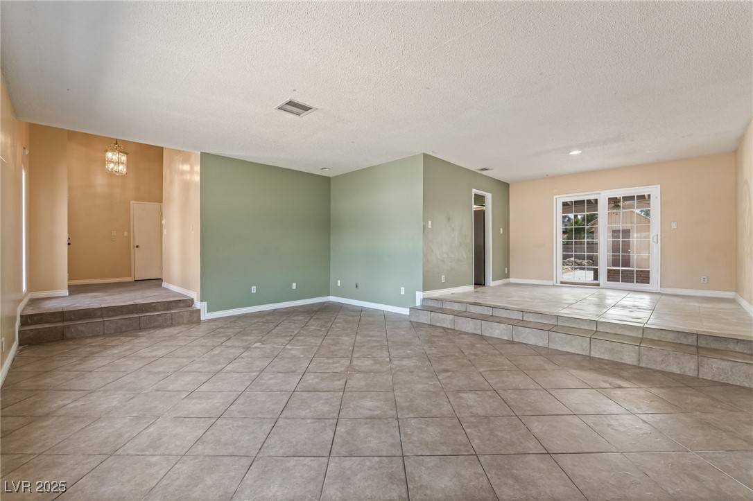 Las Vegas, NV 89102,2809 Mason AVE