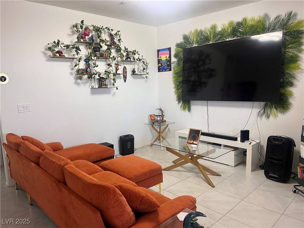 Henderson, NV 89015,611 Sedum AVE